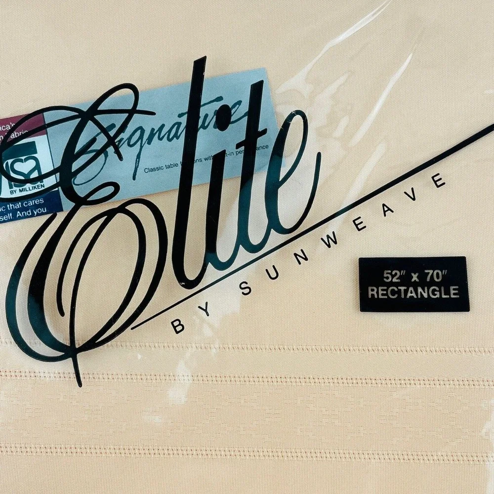 Vintage Elite by Sunweave‎ Peach Tablecloth 52 x 70 Rectangle Polyester